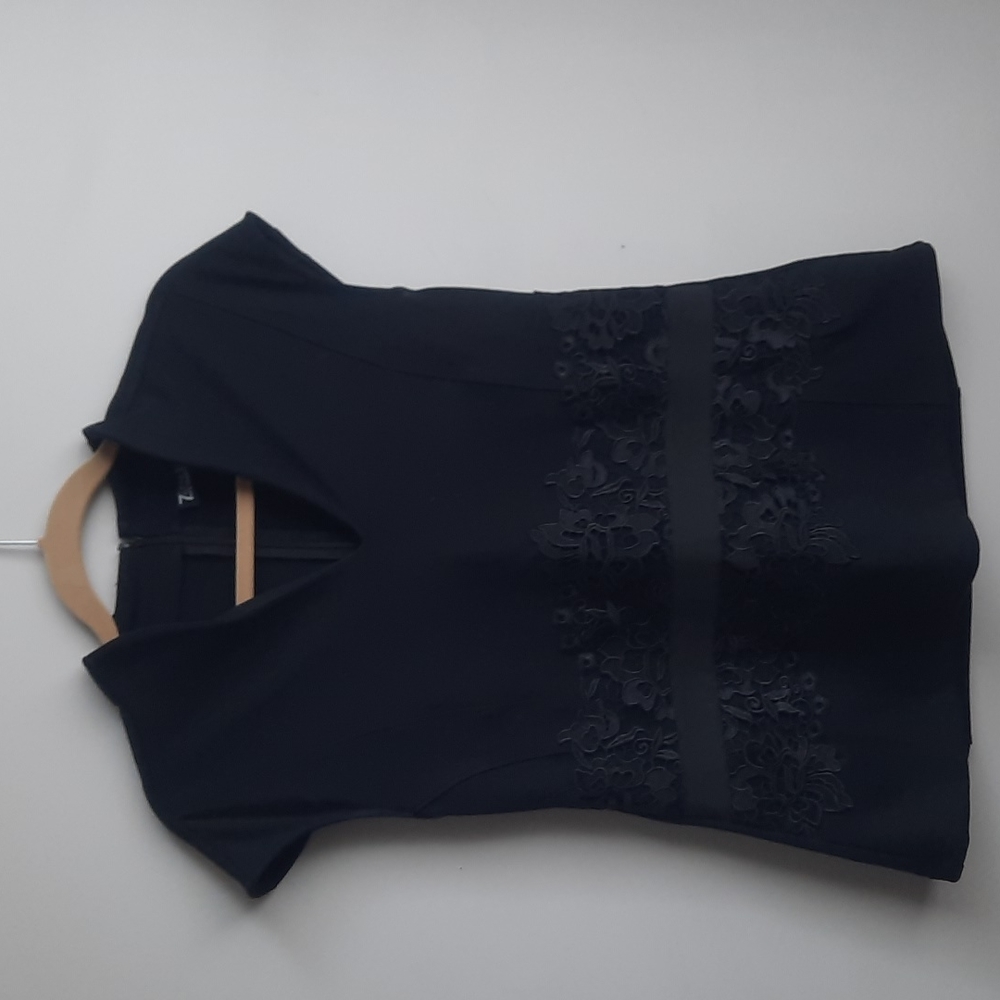 New York & Co Black Blouse with back zipper sz M